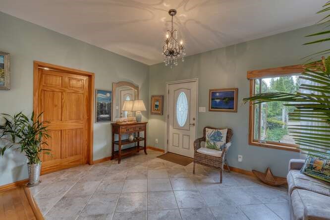 275 Everetts View Property Photo 15