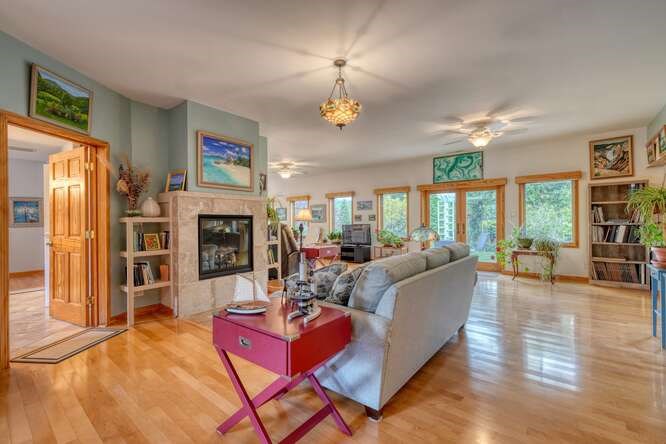275 Everetts View Property Photo 17
