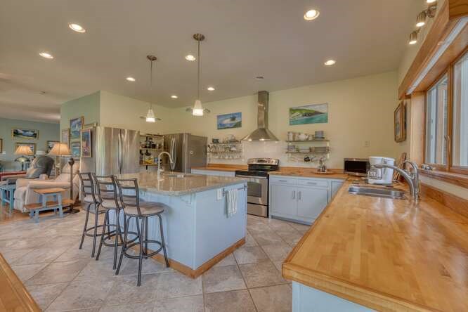 275 Everetts View Property Photo 29