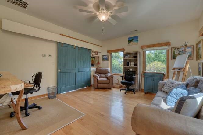 275 Everetts View Property Photo 43