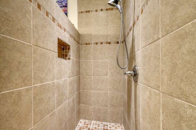 275 Everetts View Property Photo 45