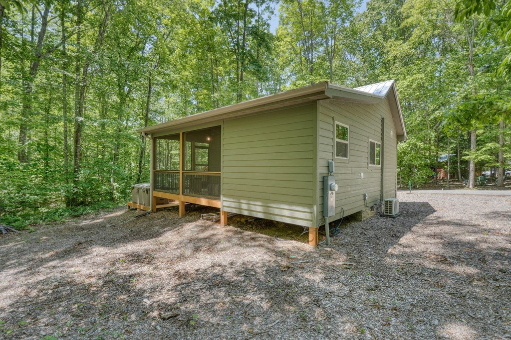 423 Chimney Ridge Property Photo 6