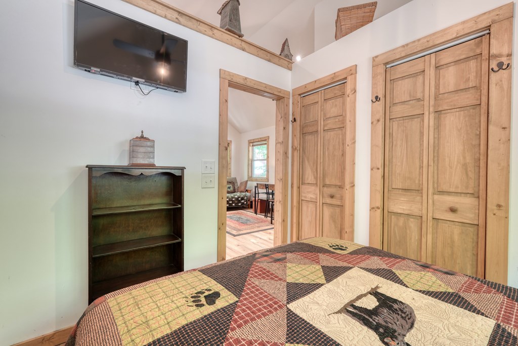 423 Chimney Ridge Property Photo 18