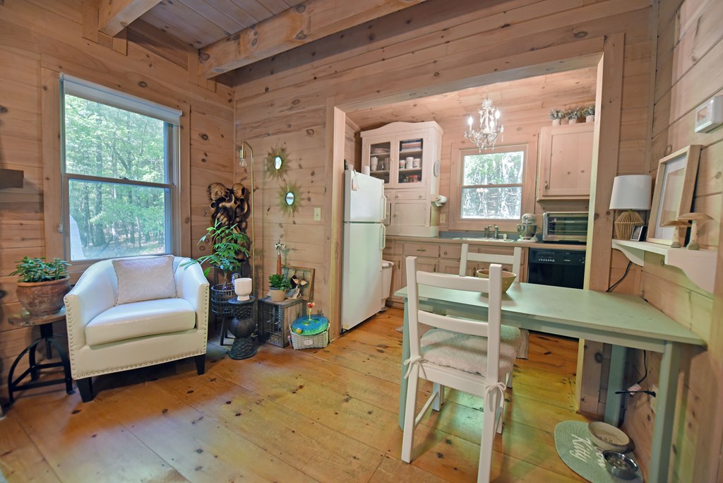 785 Bernhardt Road Property Photo 15