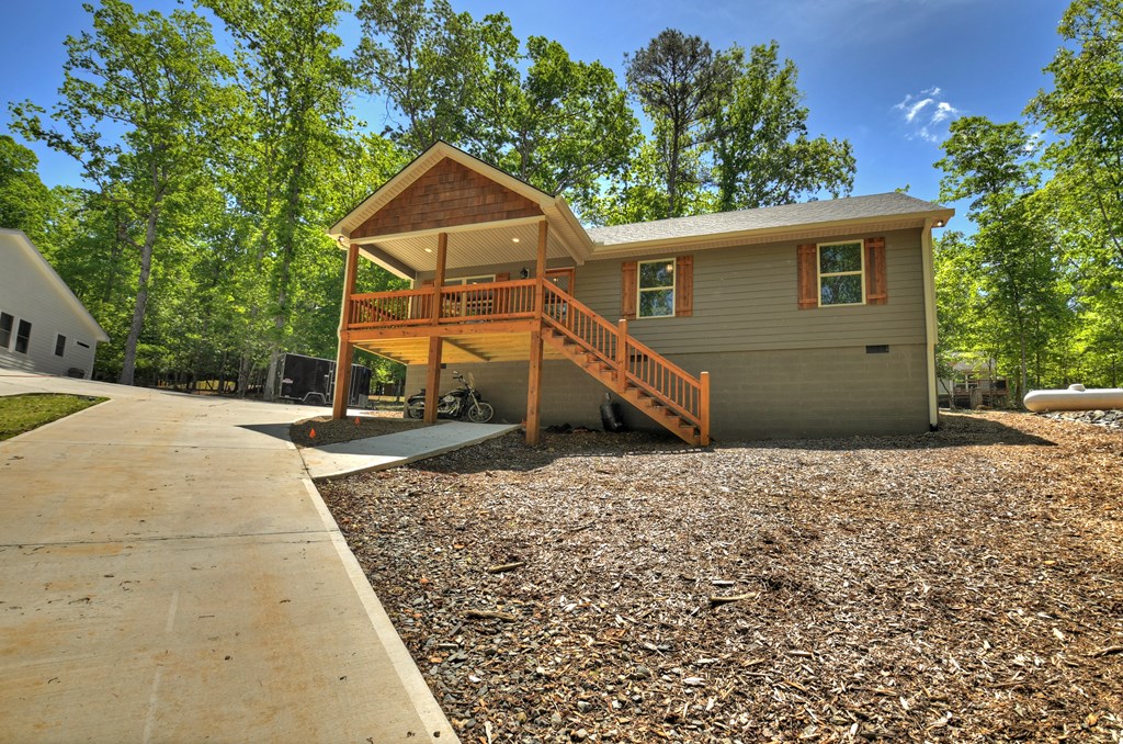 1214 Zenith Trl Property Photo 2