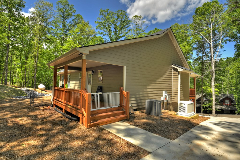 1214 Zenith Trl Property Photo 4
