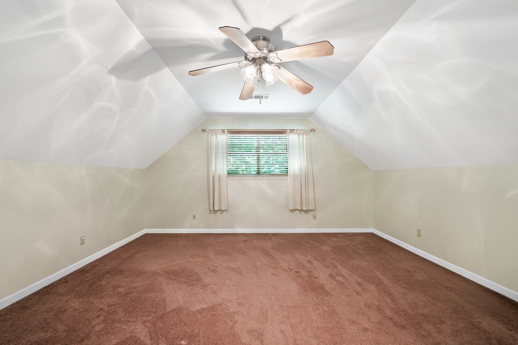 446 Riverwood Road Property Photo 15