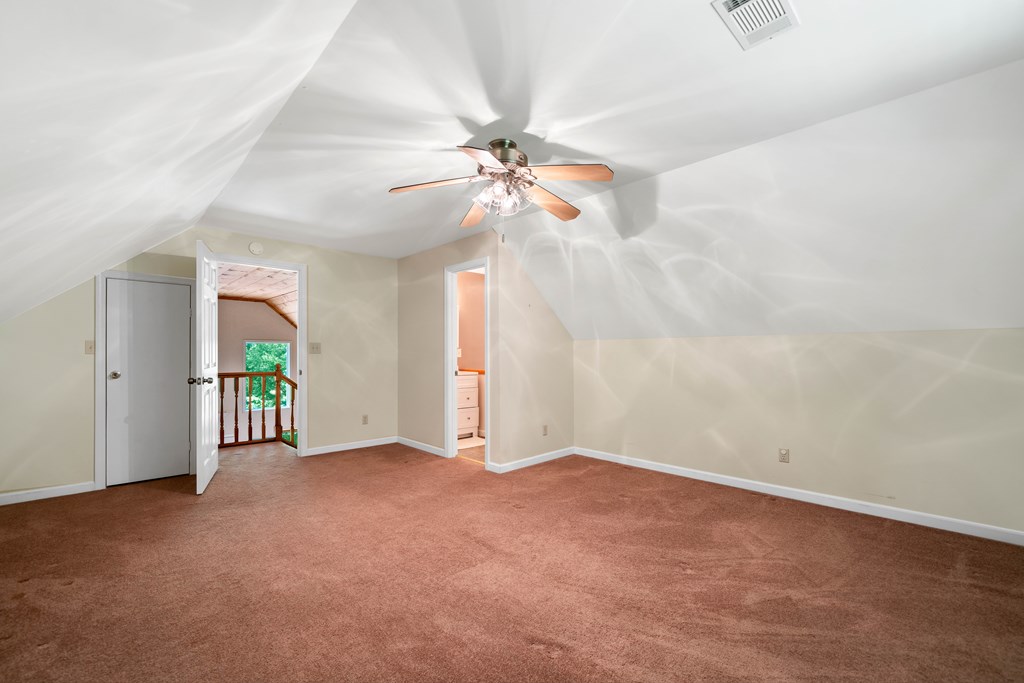 446 Riverwood Road Property Photo 16