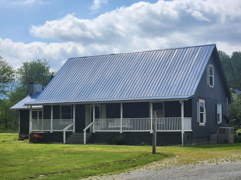 27 Russell Farm Road Property Photo 1