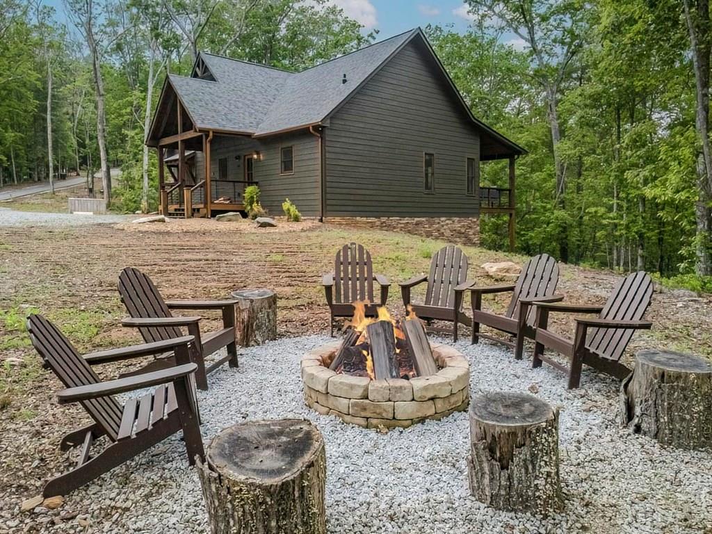 1085 Dills Road Property Photo 1