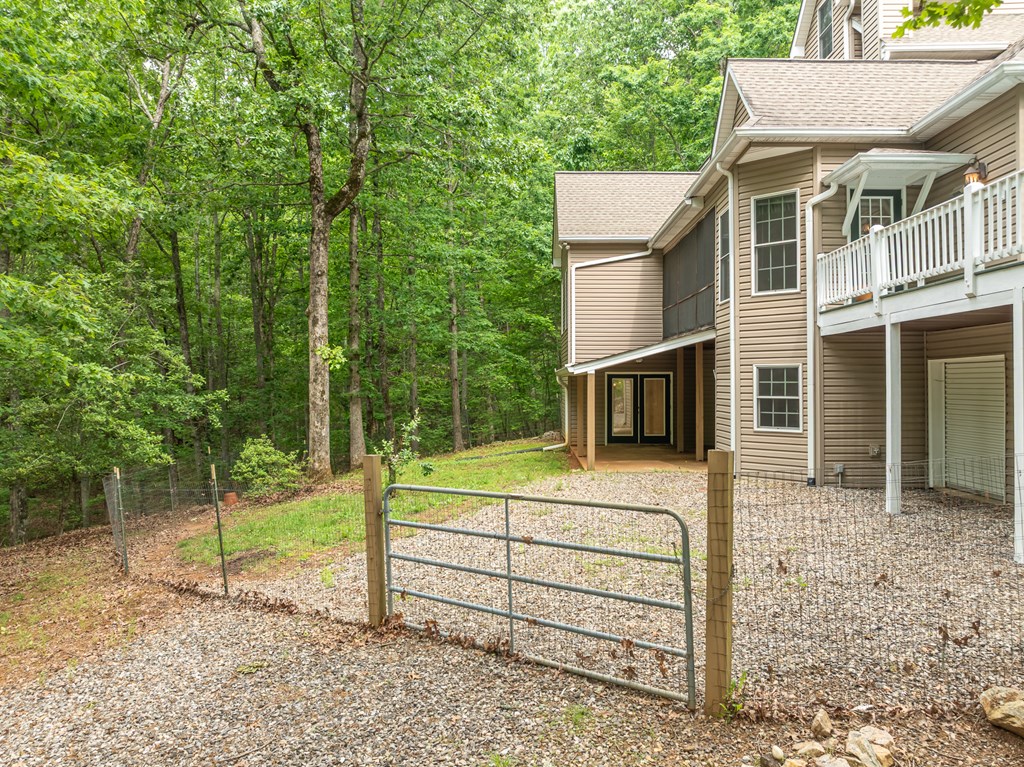 399 Hideaway Hills Road Property Photo 10