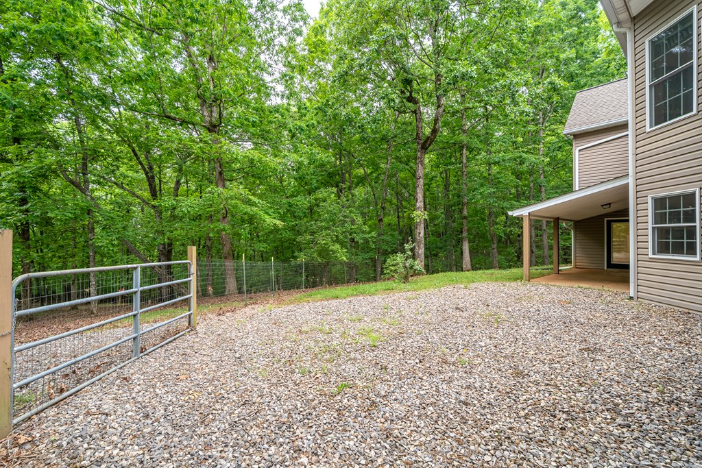 399 Hideaway Hills Road Property Photo 11