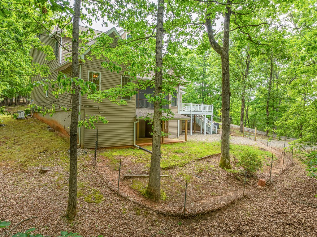 399 Hideaway Hills Road Property Photo 16