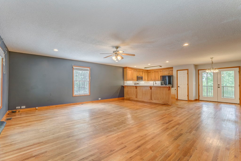225 Ne Deer Hollow Trail Property Photo 14