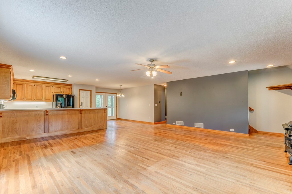 225 Ne Deer Hollow Trail Property Photo 15