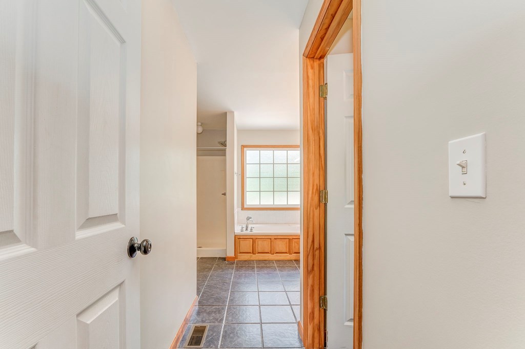 225 Ne Deer Hollow Trail Property Photo 37