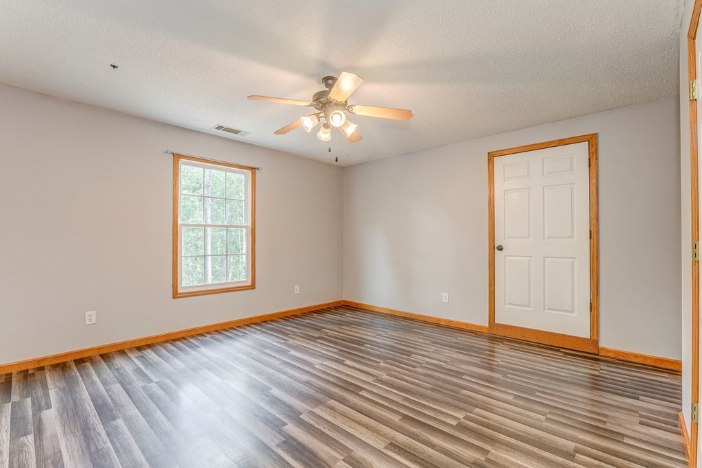 225 Ne Deer Hollow Trail Property Photo 42