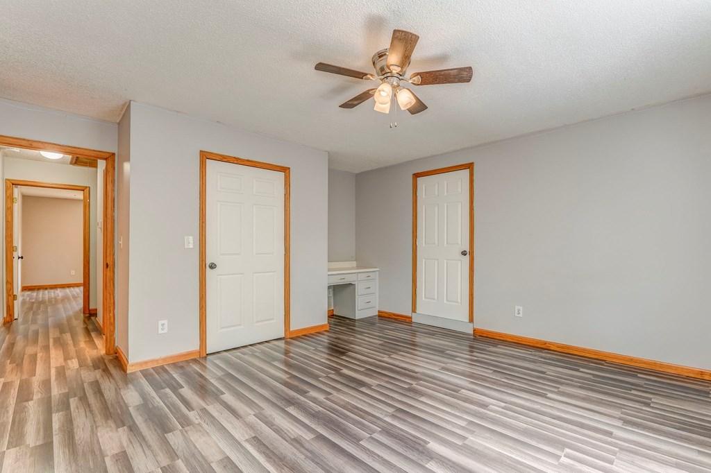 225 Ne Deer Hollow Trail Property Photo 48