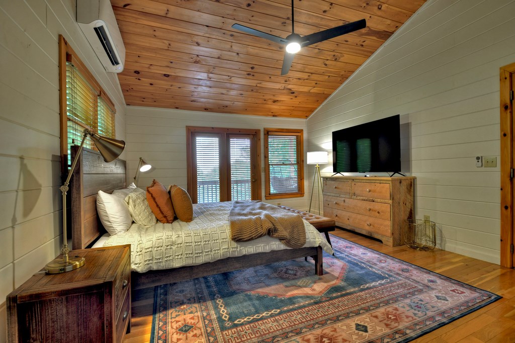 384 Mountain Highlands Court Property Photo 20