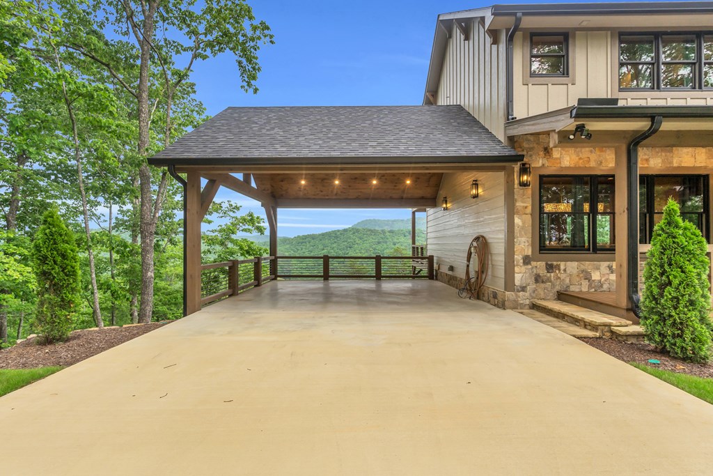 601 Overlook Drive Property Photo 12