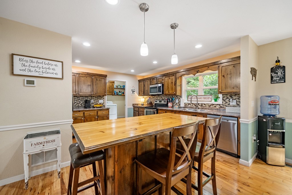 6 Gilliam Road Property Photo 6