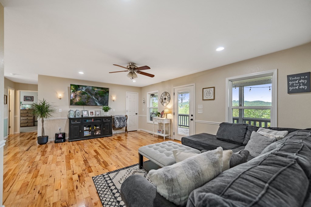 6 Gilliam Road Property Photo 7