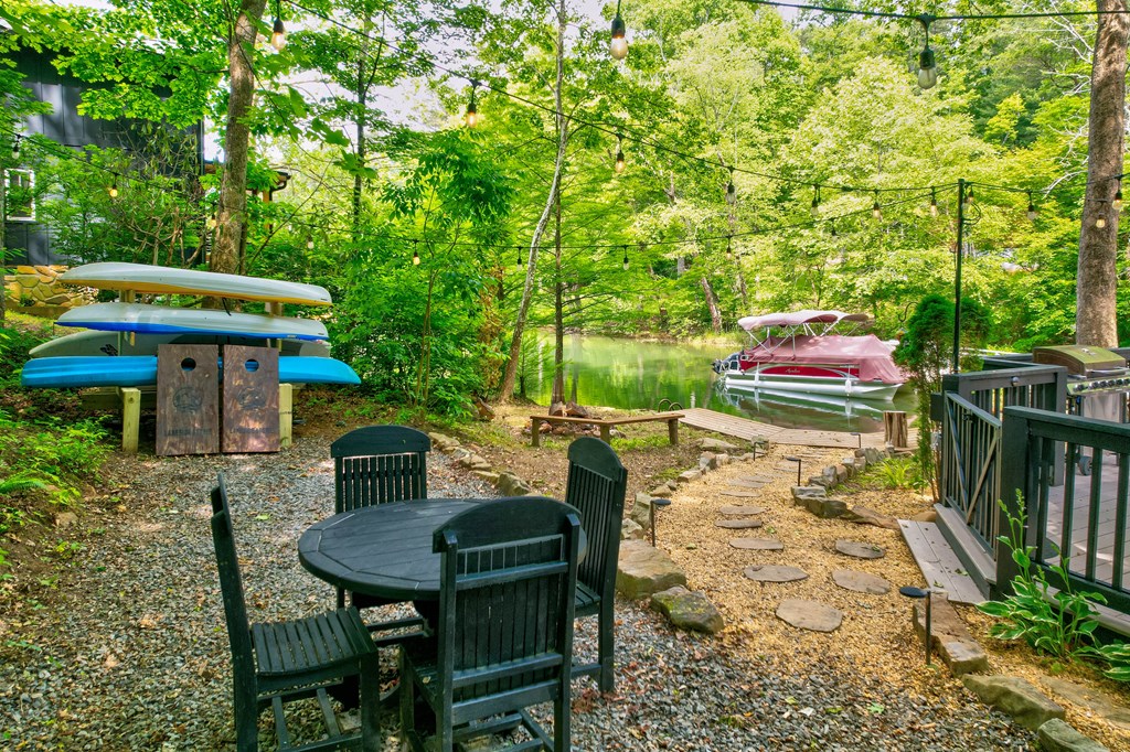 28 Rowland Pointe Property Photo 16
