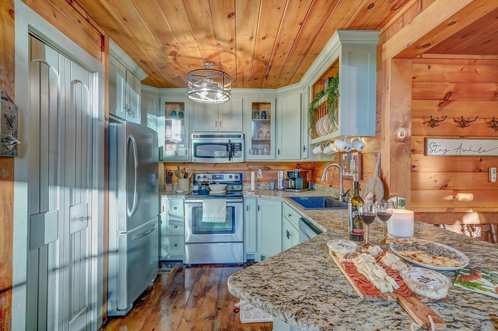 28 Rowland Pointe Property Photo 48