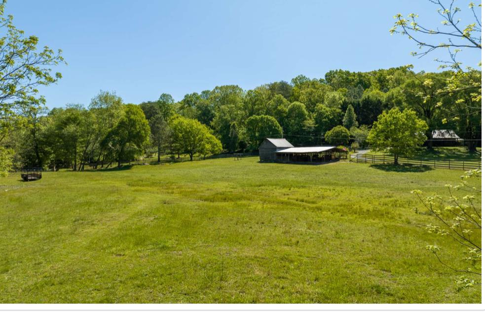 83 Licklog Road Property Photo 3