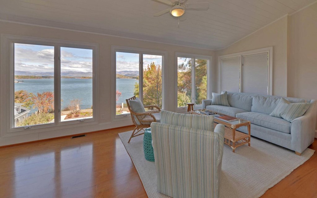 1951 Island View Drive Property Photo 49