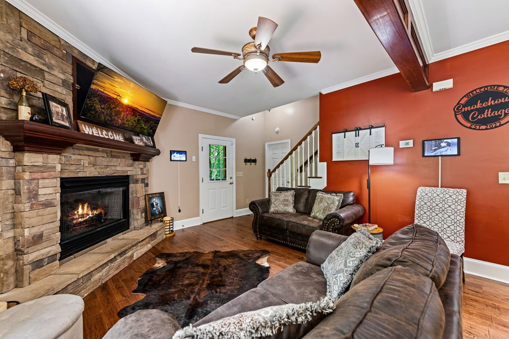 615 Navaho Way Property Photo 9