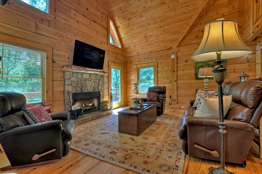 18 Mallard Lane Property Photo 13