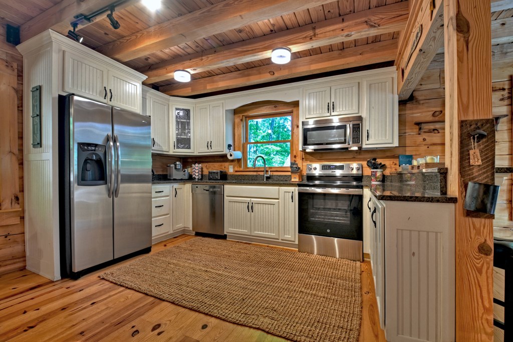 18 Mallard Lane Property Photo 20