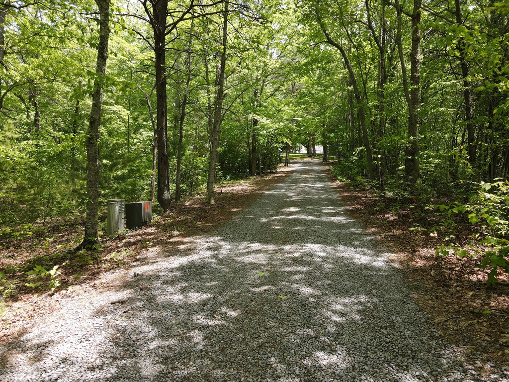 000 Hawkview Property Photo 3