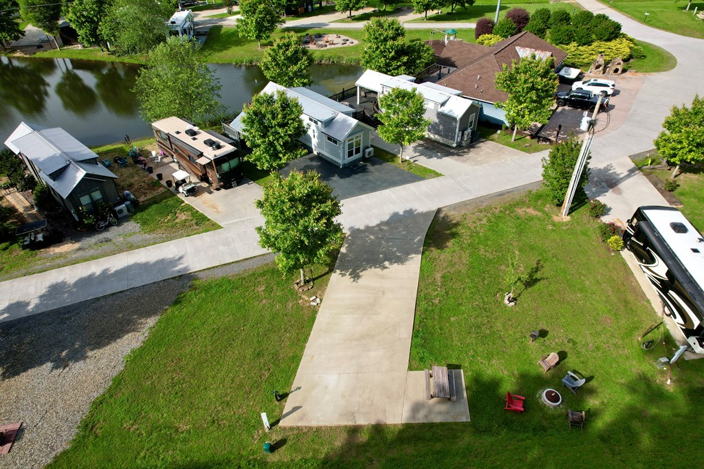 51 Mountain Meadows Drive Property Photo 6