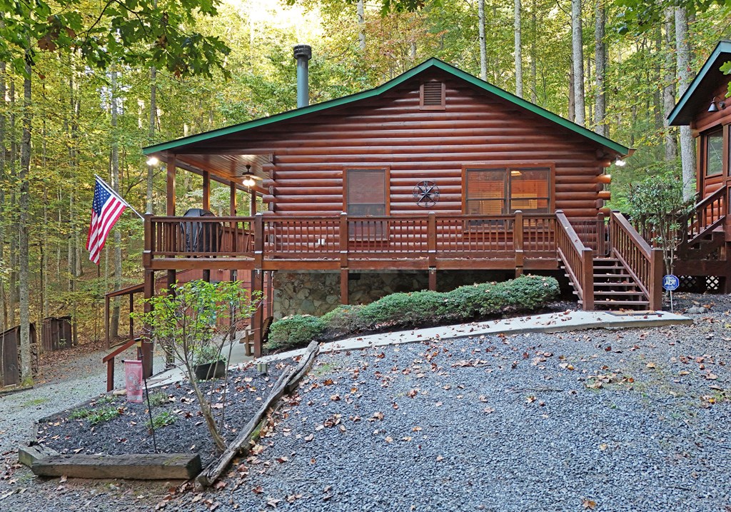 151 Hatchet Trail Property Photo 5