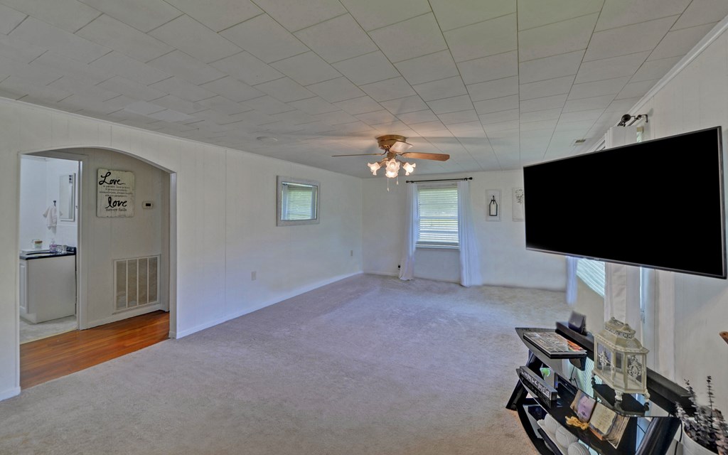 5077 Hwy 68 Property Photo 9