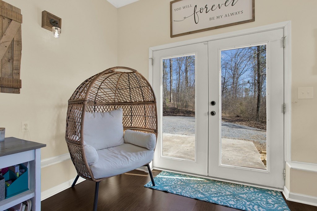 687 W Price Creek Road Property Photo 28
