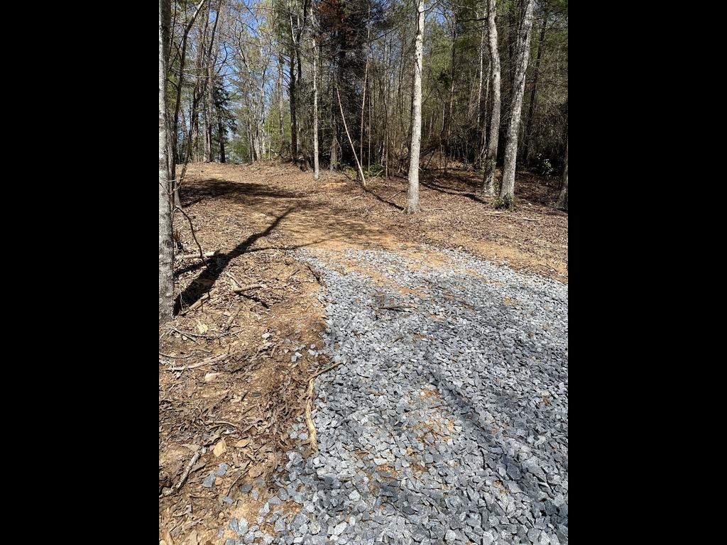 TR B E New Hope Road E Property Photo 1