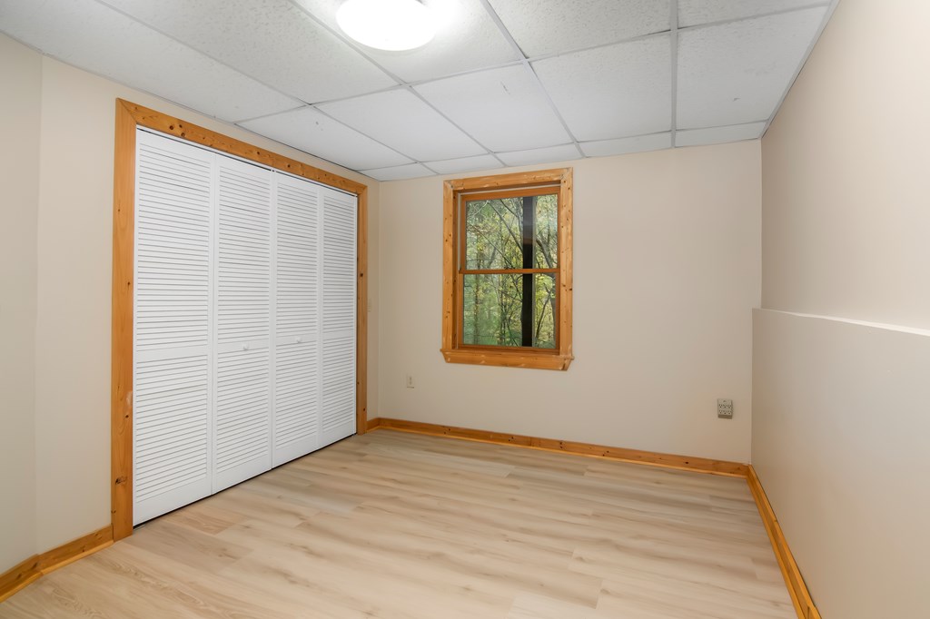 125 Waters Road Property Photo 35
