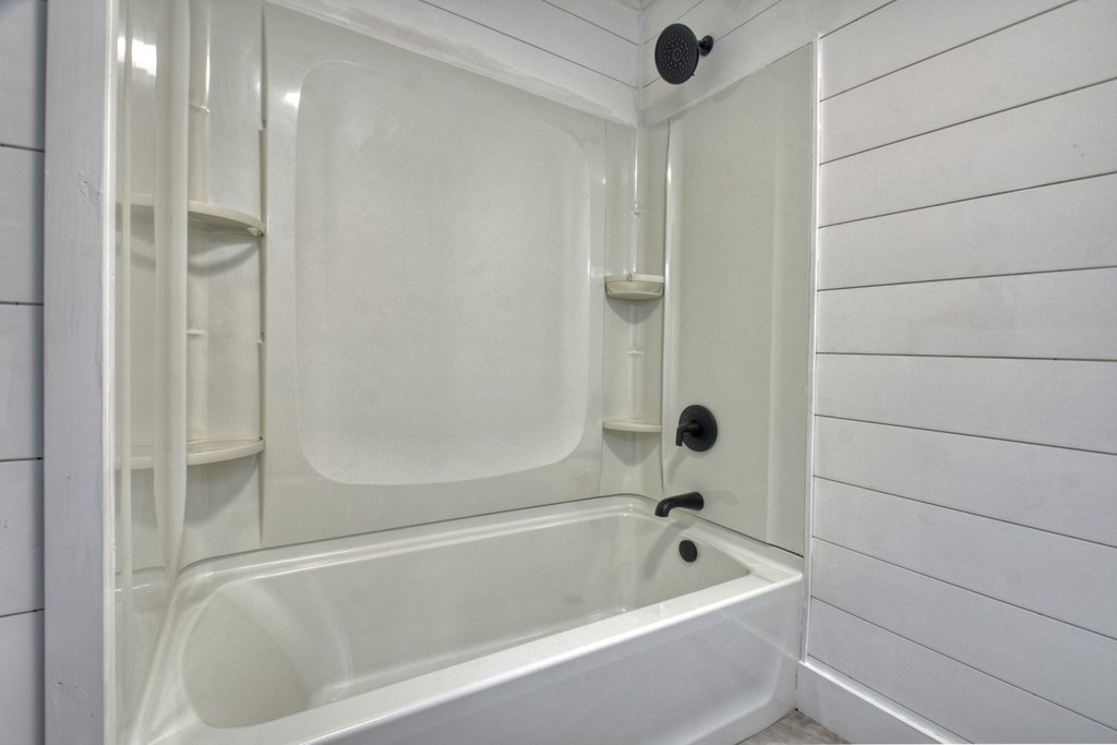 975 Goss Road Property Photo 12