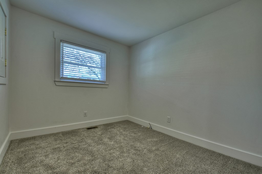975 Goss Road Property Photo 36