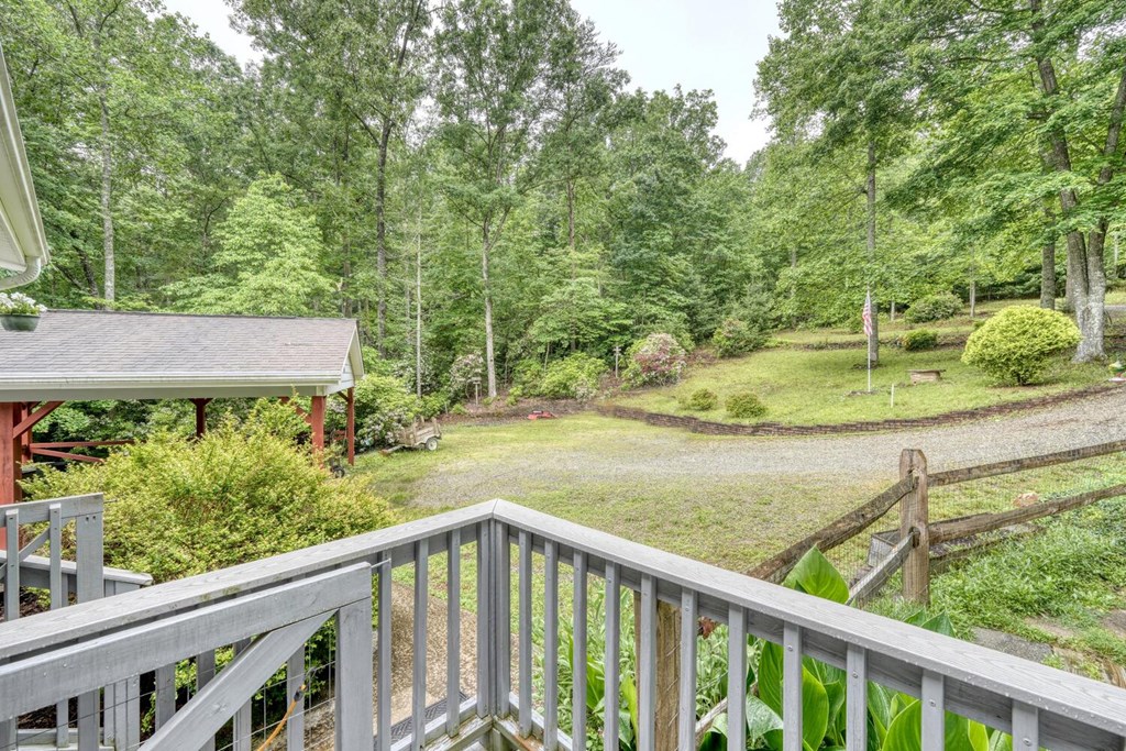 311 Lonesome Pine Trail Property Photo 56