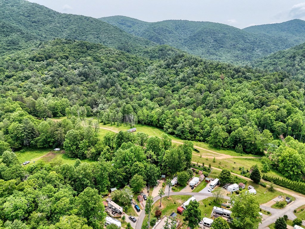 114 Bear Bend Property Photo 34
