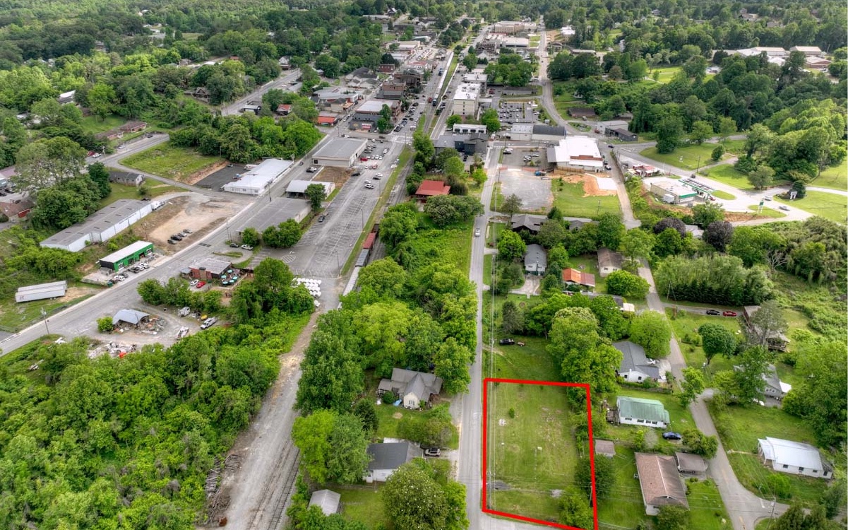 181 Ada Street Property Photo 2