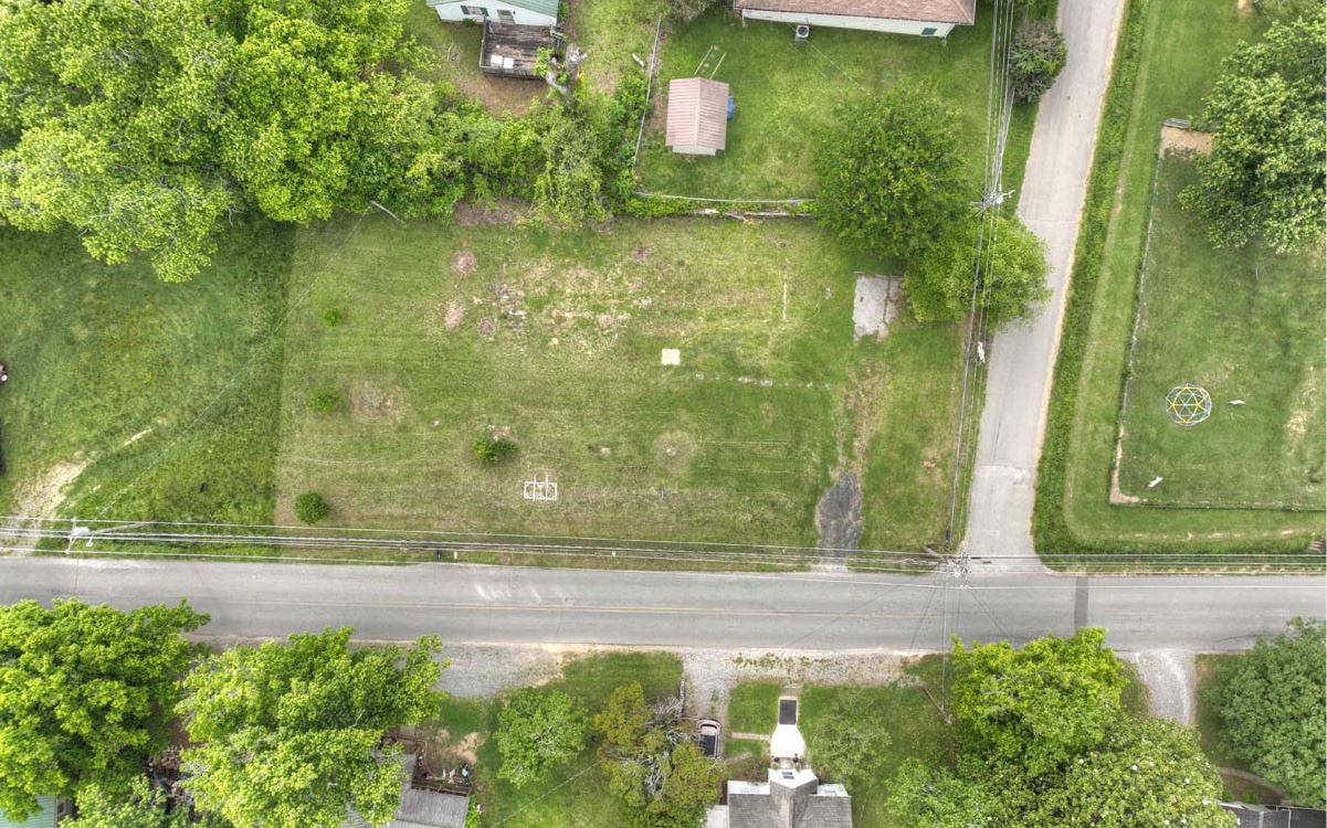 181 Ada Street Property Photo 10