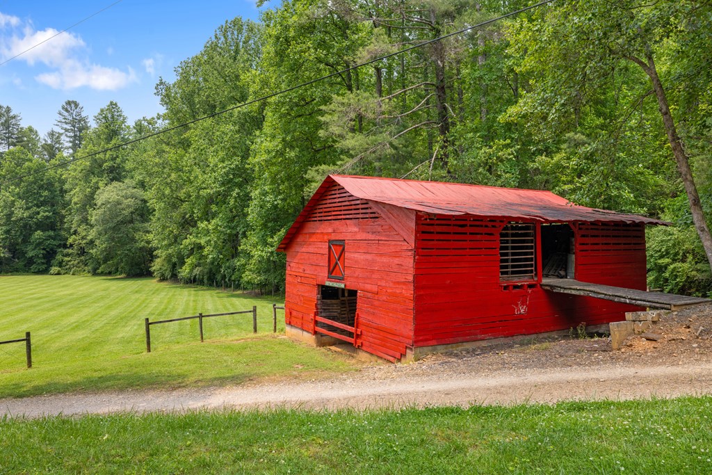 7320 Chestnut Valley Road Property Photo 14