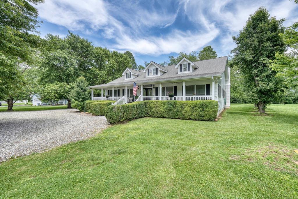 162 Grandview Drive Property Photo 1
