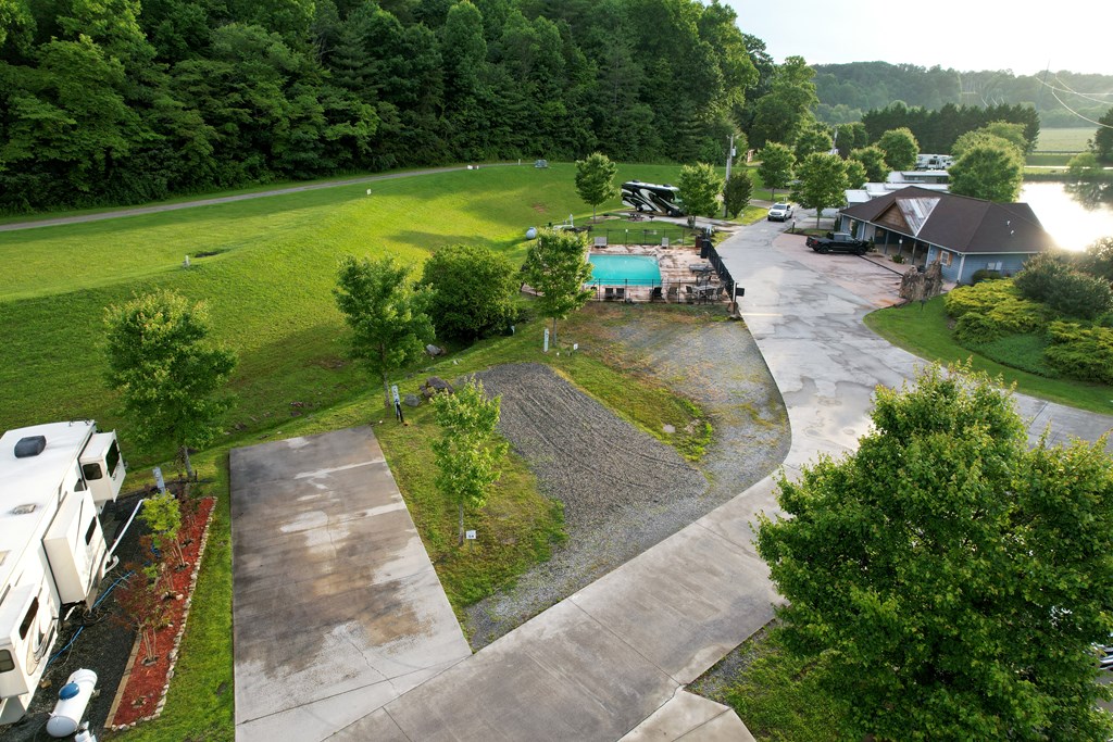 54 Mountain Meadows Trail Property Photo 4