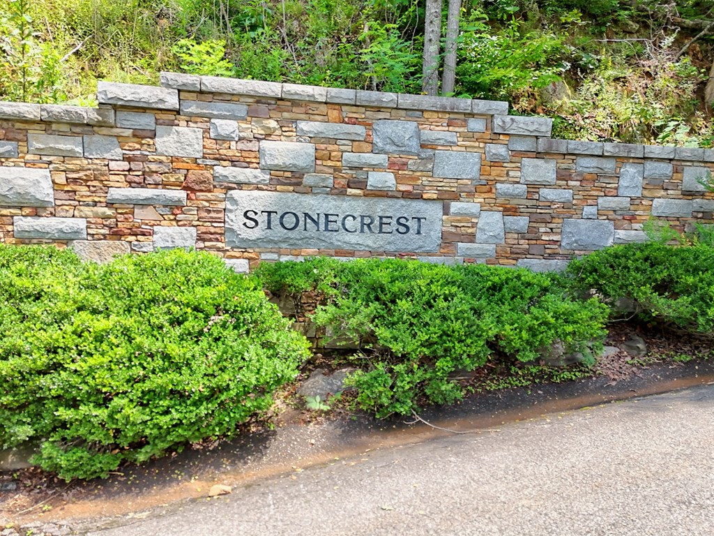 #4 Stonecrest Circle Property Photo 8